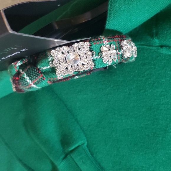 Tahari Sweater & Headband Rhinestone Buttons on Sleeves New Green Holiday's - Picture 11 of 17